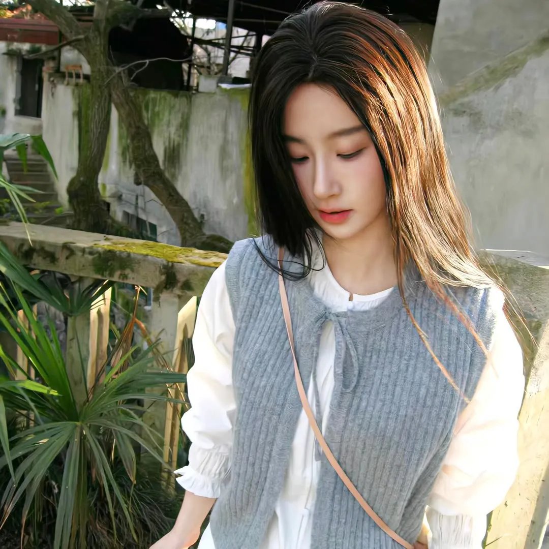 来自月亮的我海报