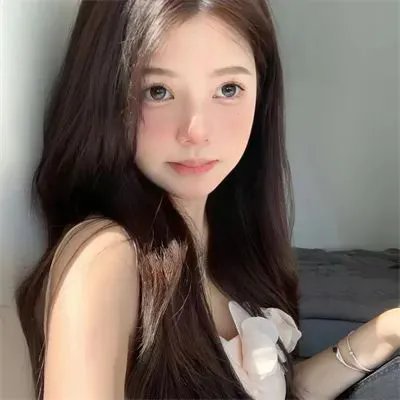 遮云海报